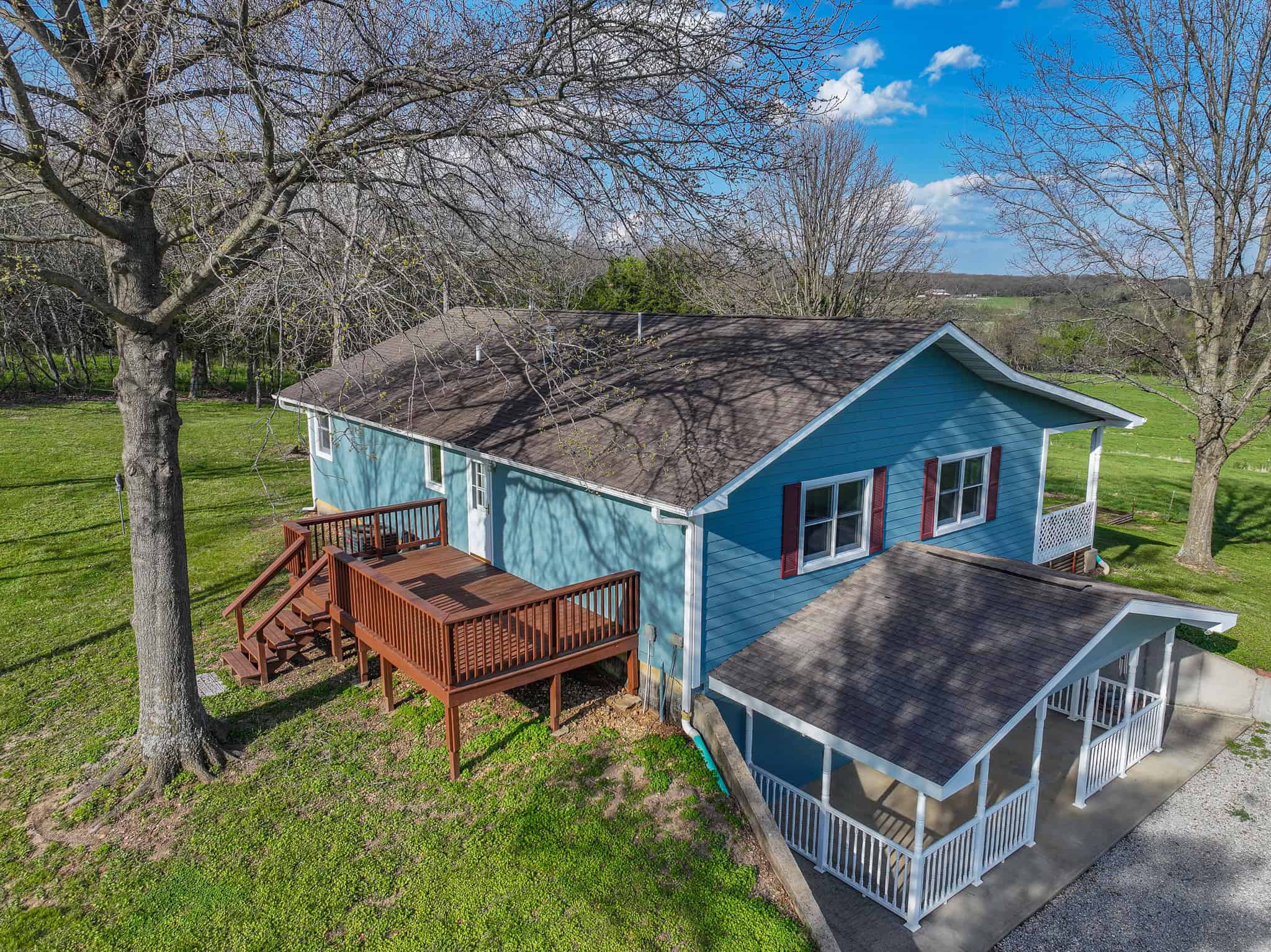 Home on acreage for sale Collins MO
