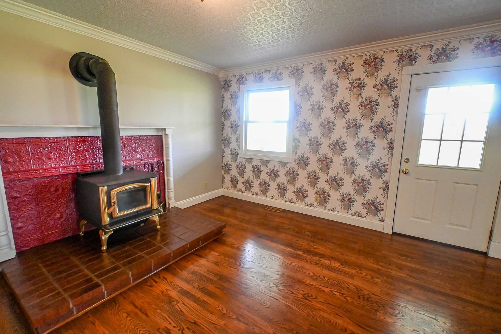 Home on acreage for sale Collins MO
