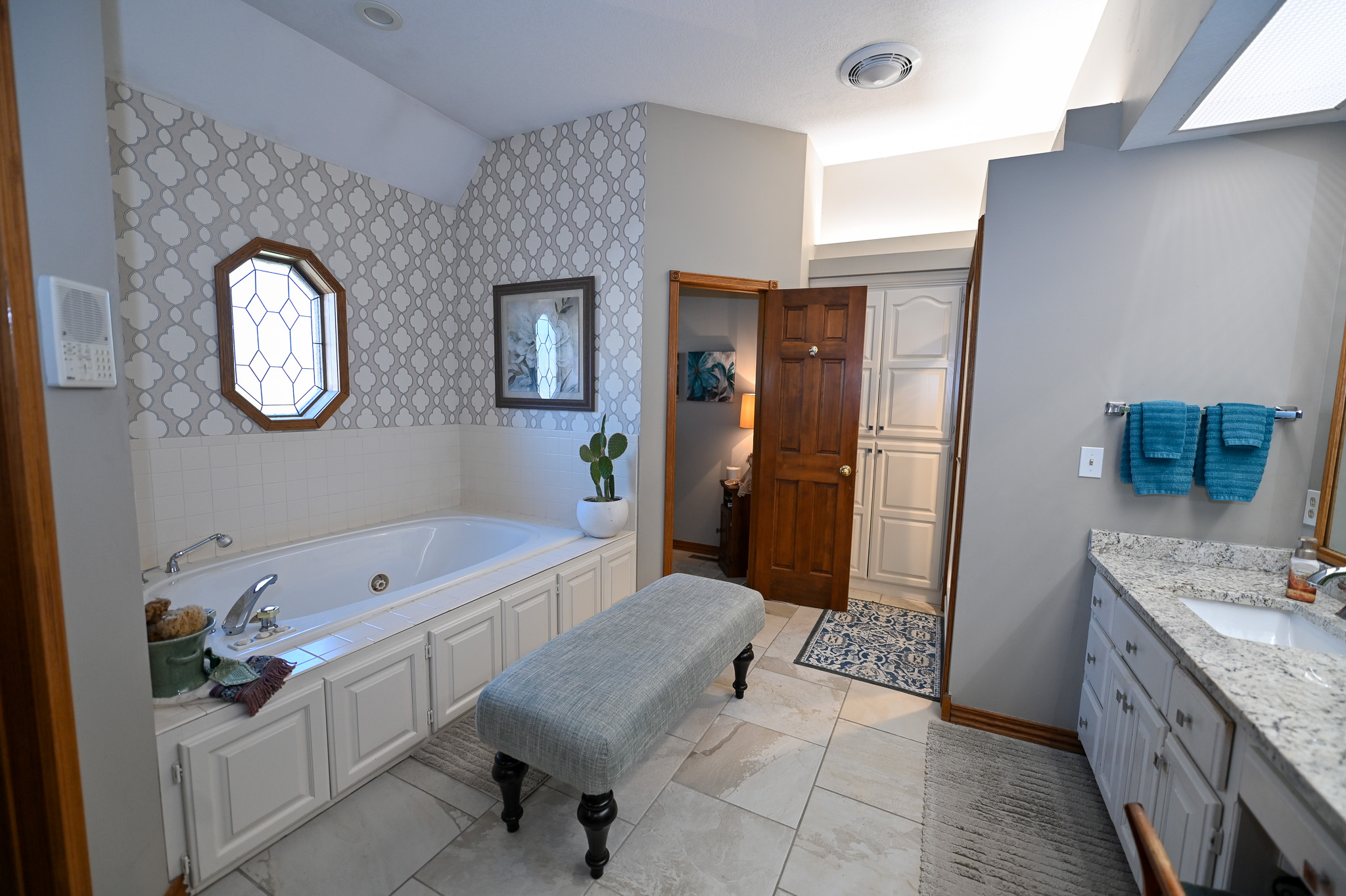304 REAVLEY DR, LAMAR, MO, 64759-1003