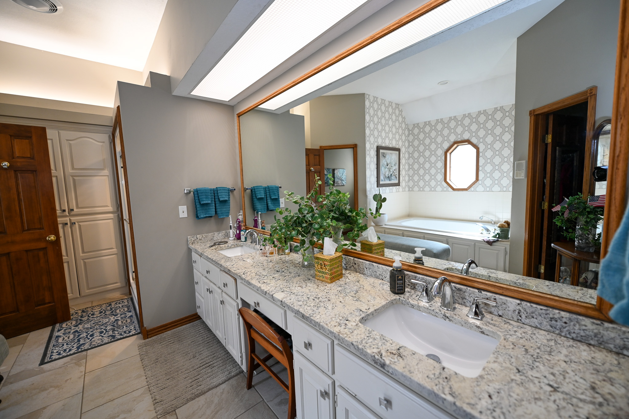 304 REAVLEY DR, LAMAR, MO, 64759-1003