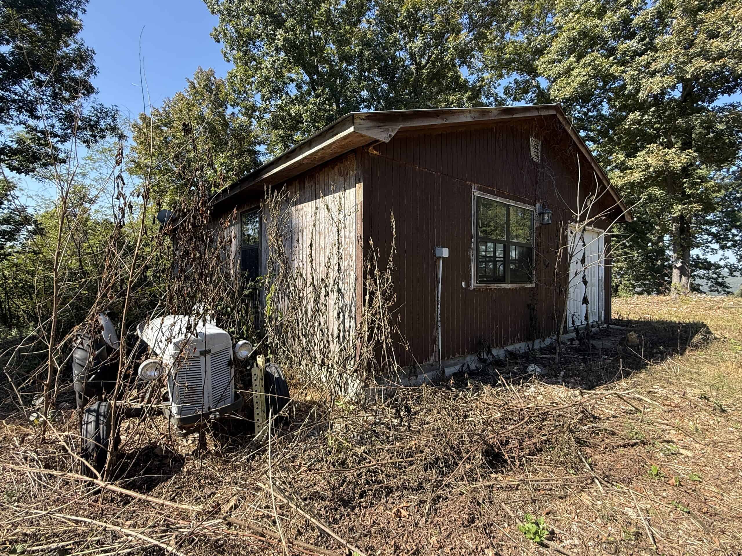 FOREST LAND AND OFF GRID CABIN FOR SALE IN OZARK MOUNTAINS