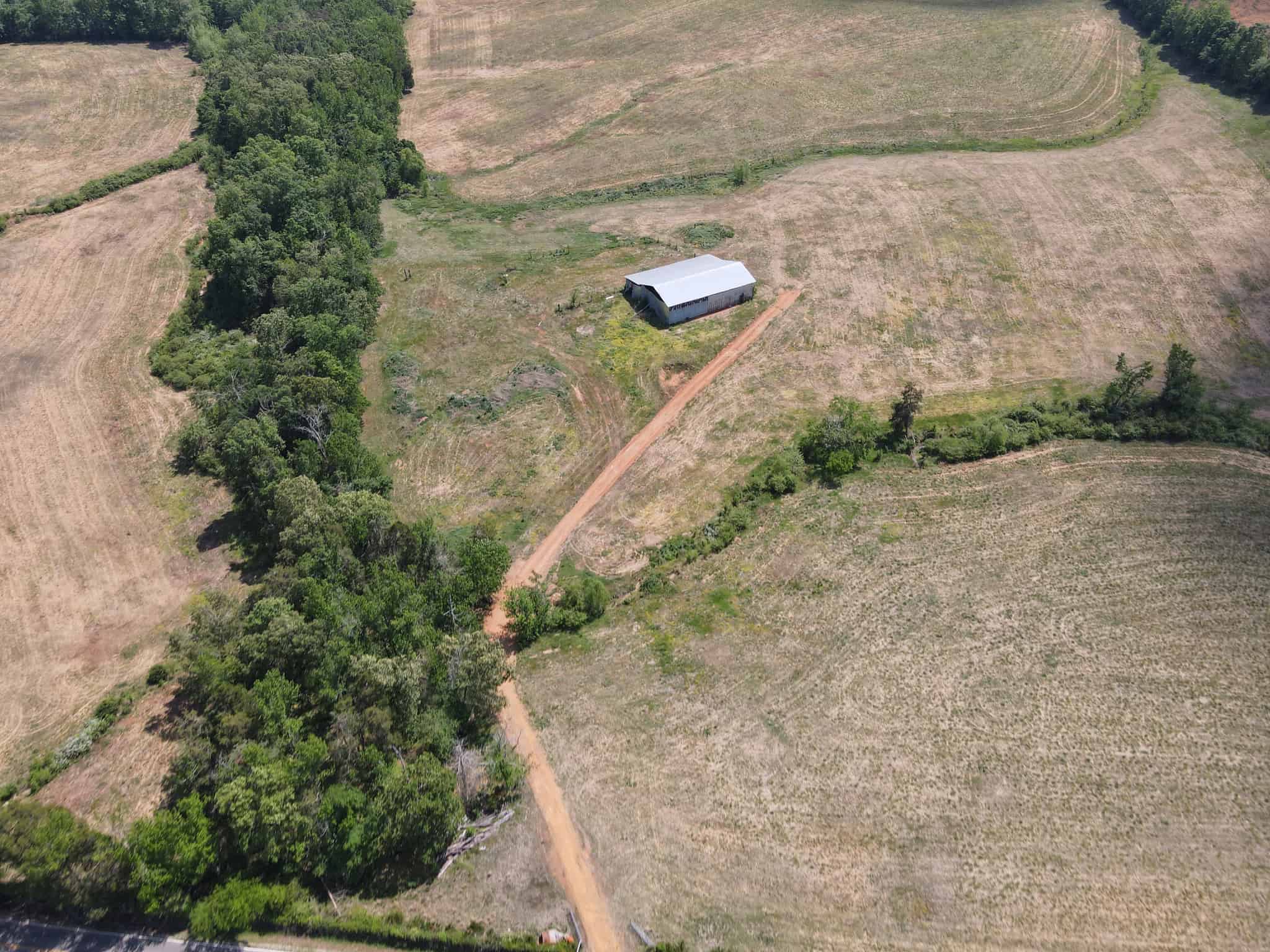PASTURELAND FOR SALE IN TN, BIG HAY BARN, BRANCH, FENCING