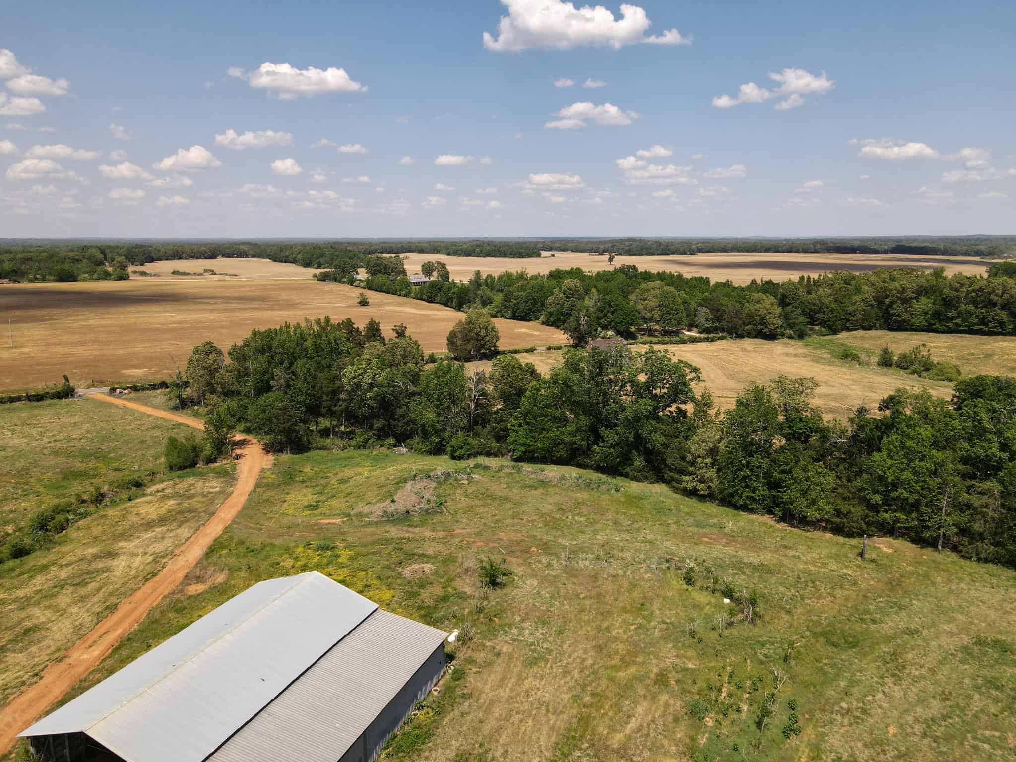 PASTURELAND FOR SALE IN TN, BIG HAY BARN, BRANCH, FENCING