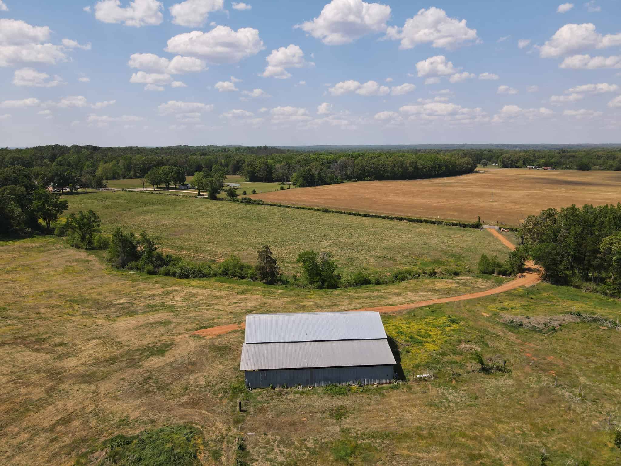 PASTURELAND FOR SALE IN TN, BIG HAY BARN, BRANCH, FENCING