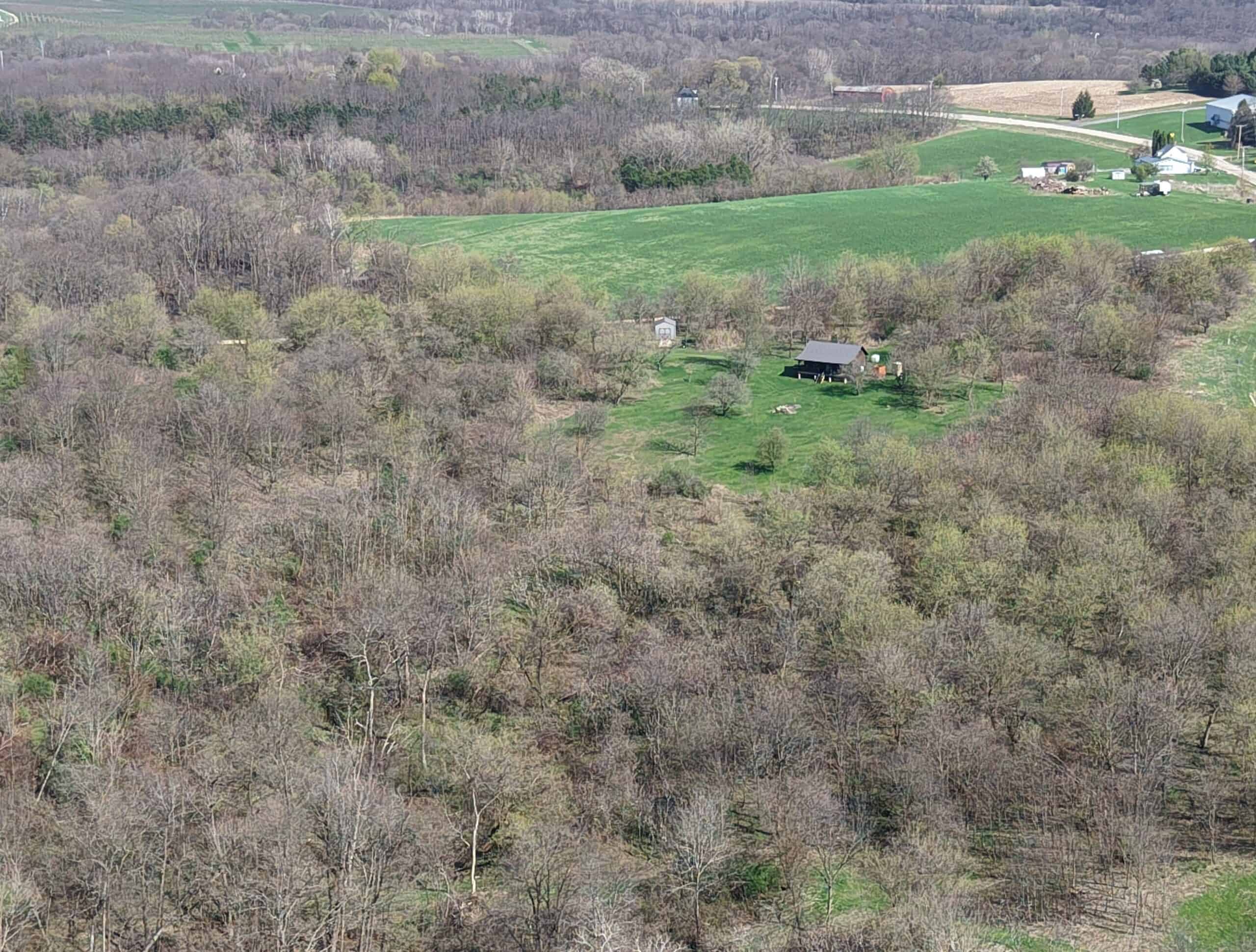 Log Cabin in SW Wisconsin Driftless Region on 10 Acres