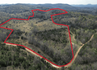 HUNTING LAND IN THE OZARK MOUNTAINS