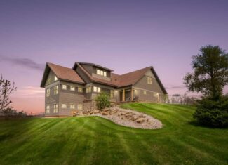 92-Acre Driftless Region Luxury Hunting Estate for Sale in Richland County, Wisconsin | Custom Home, Trophy Whitetails & Ridge-Top Views