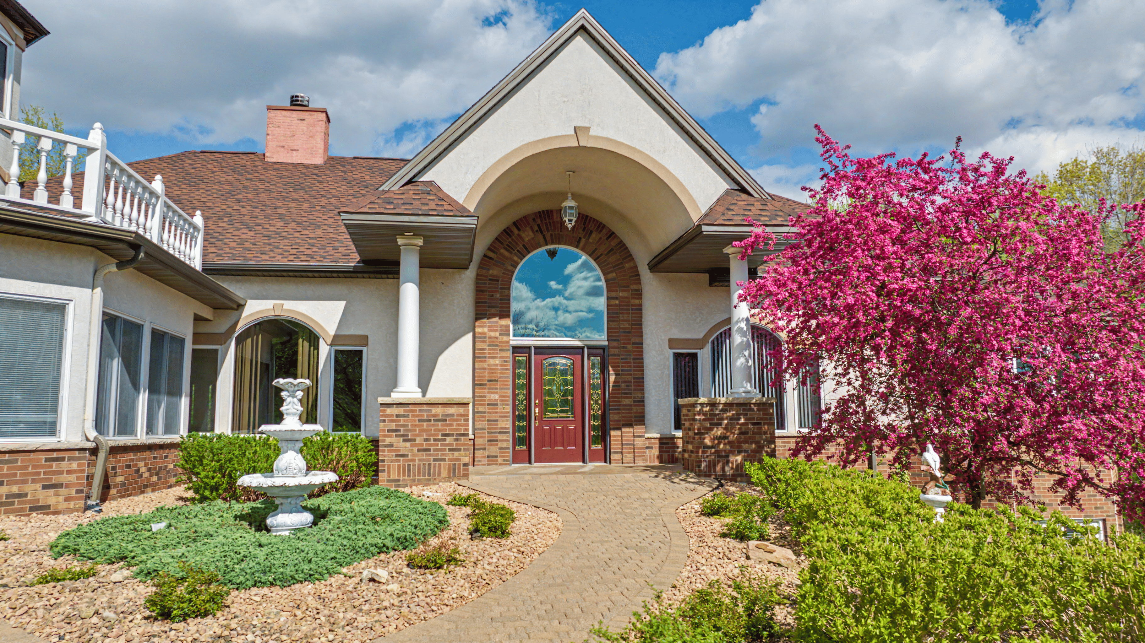 Extraordinary 35-Acre Executive Estate in La Crosse WI