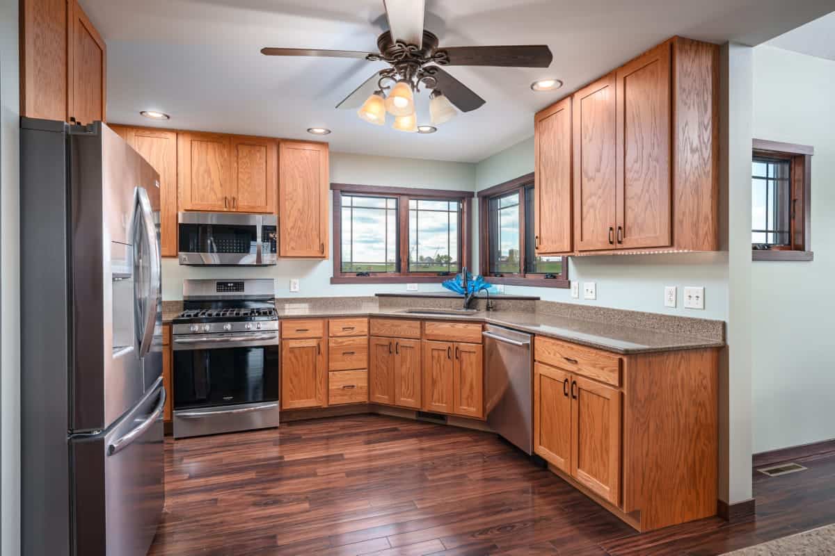 92-Acre Driftless Region Luxury Hunting Estate for Sale in Richland County, Wisconsin | Custom Home, Trophy Whitetails & Ridge-Top Views
