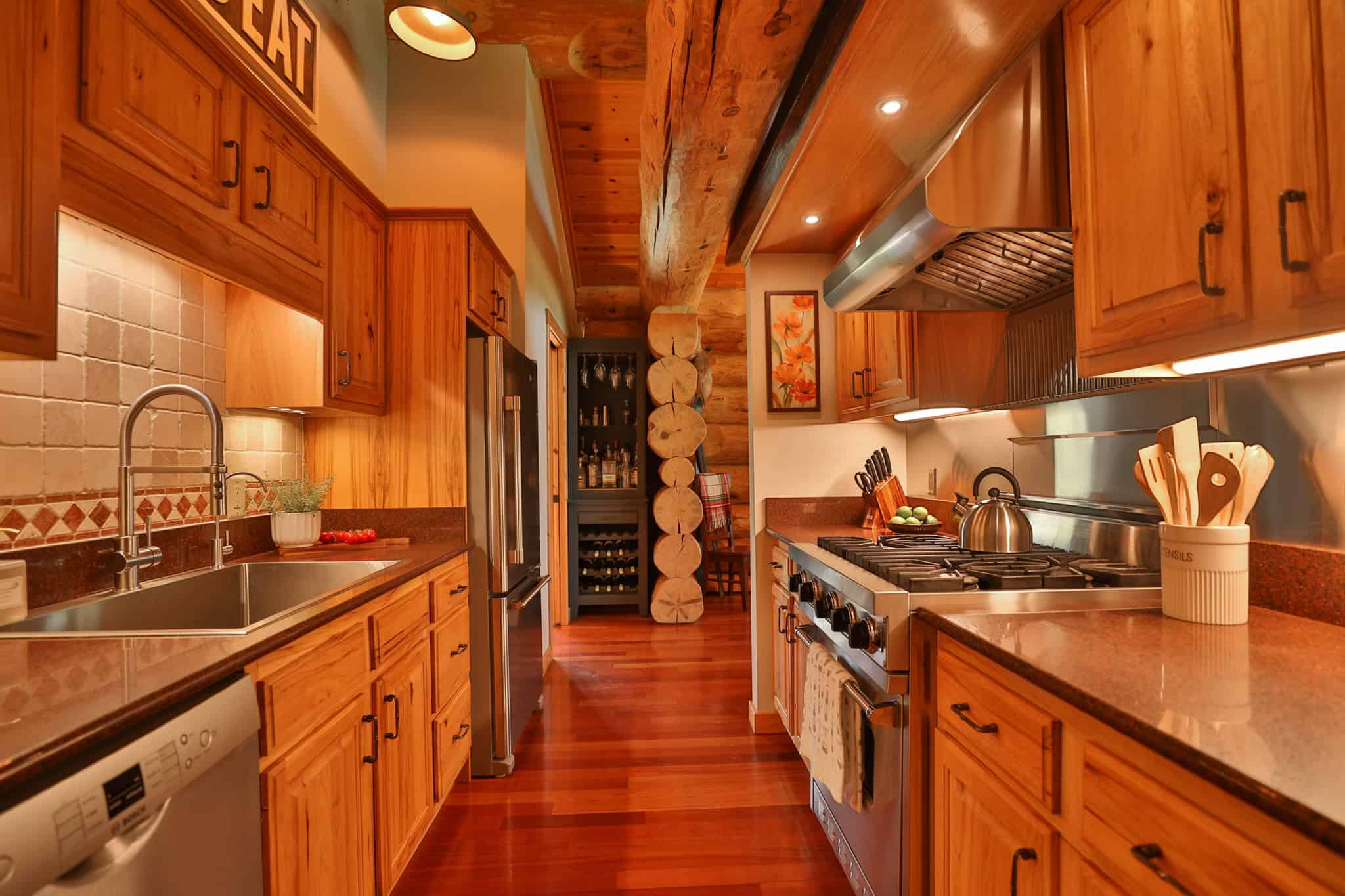 30-Acre Luxury Log Estate | Trophy Whitetail Sanctuary & Private Legacy Retreat in Argyle