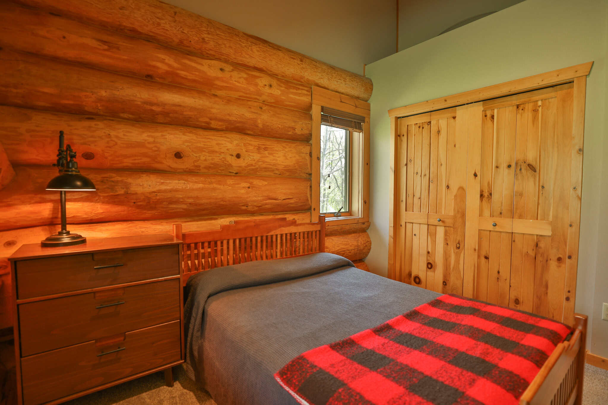 30-Acre Luxury Log Estate | Trophy Whitetail Sanctuary & Private Legacy Retreat in Argyle