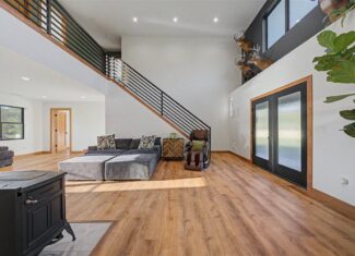 Luxury rural living in the heart of Wisconsin’s scenic Coulee Region