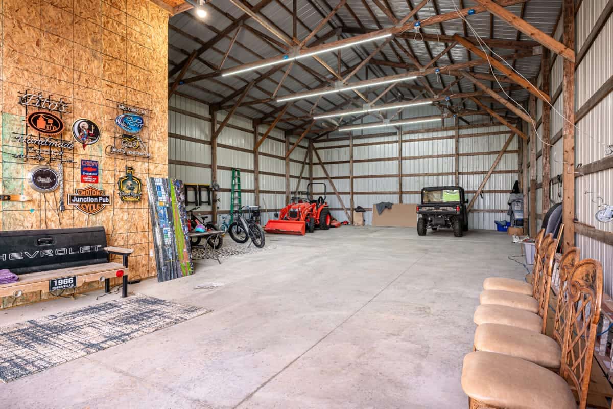 92-Acre Driftless Region Luxury Hunting Estate for Sale in Richland County, Wisconsin | Custom Home, Trophy Whitetails & Ridge-Top Views