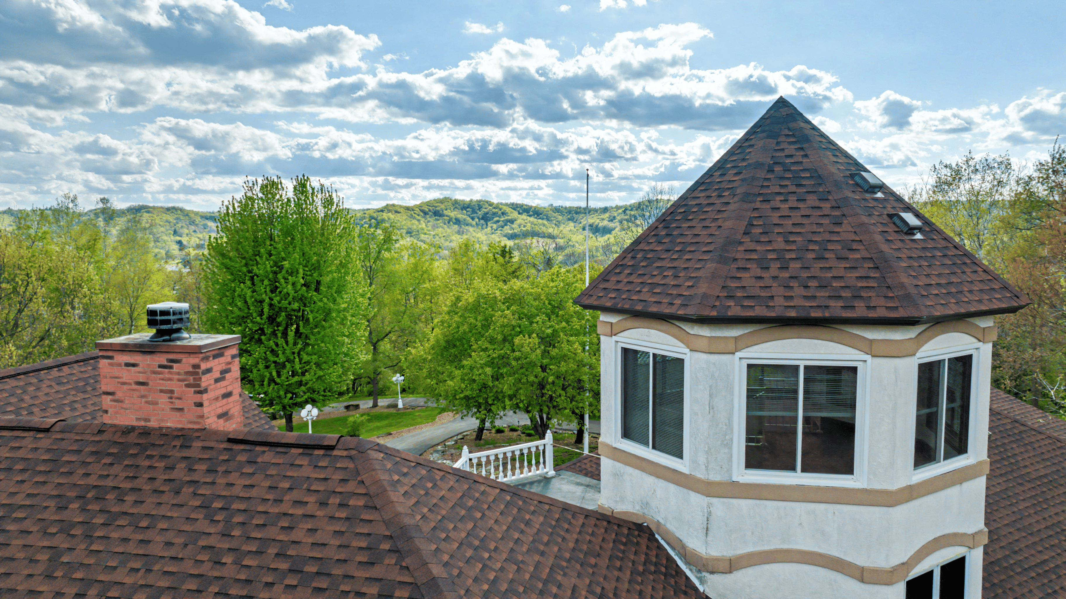 Extraordinary 35-Acre Executive Estate in La Crosse WI