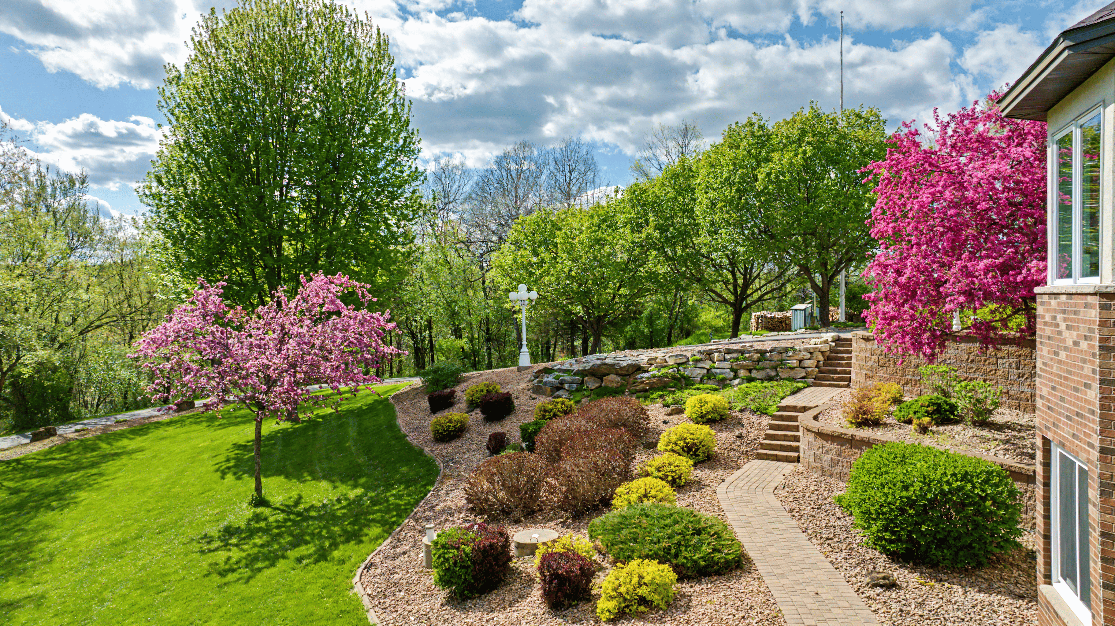 Extraordinary 35-Acre Executive Estate in La Crosse WI