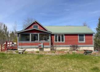 Bungalow Style Home with 53 Acres – Kingman, Maine