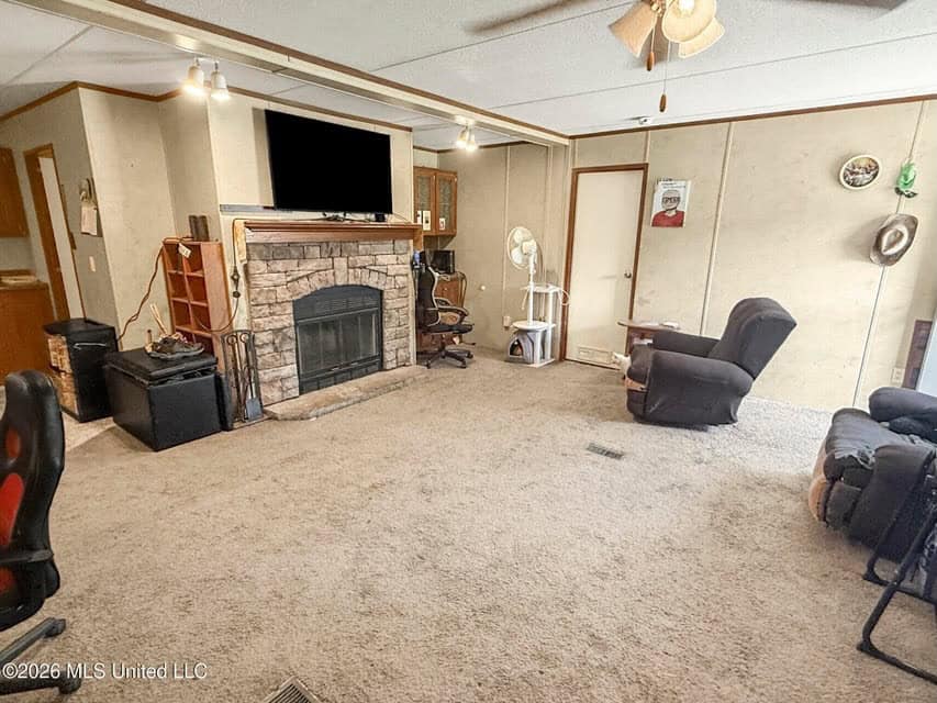 Home and Mobile Home for Sale on 25 Acres in Hinds County