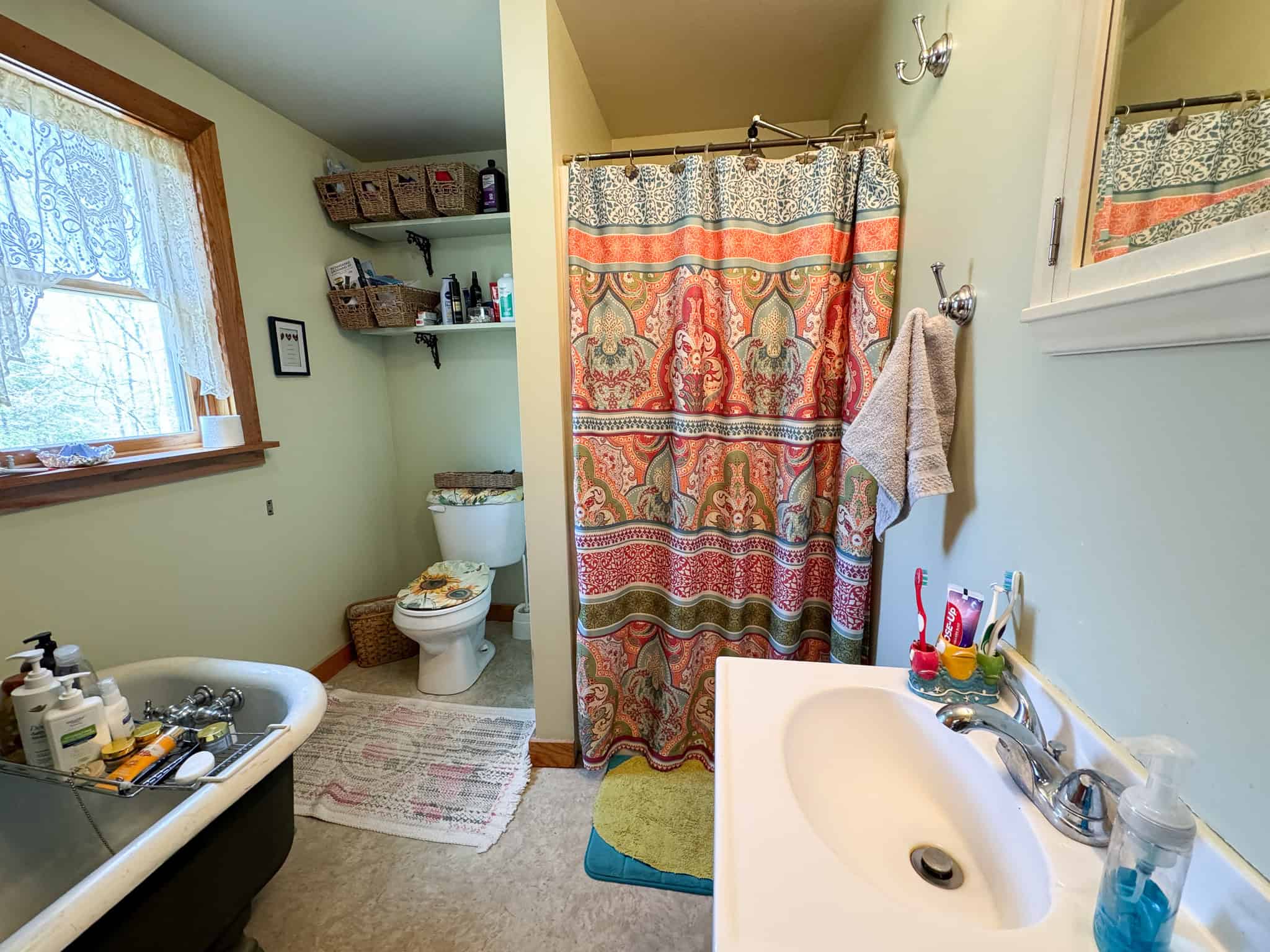 Bungalow Style Home with 53 Acres – Kingman, Maine