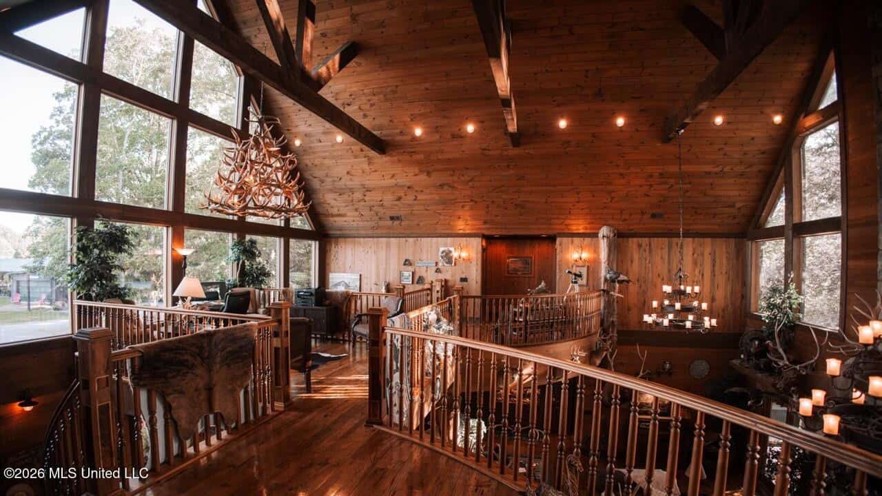 Luxury Estate on 98 Acres in Camden, AL