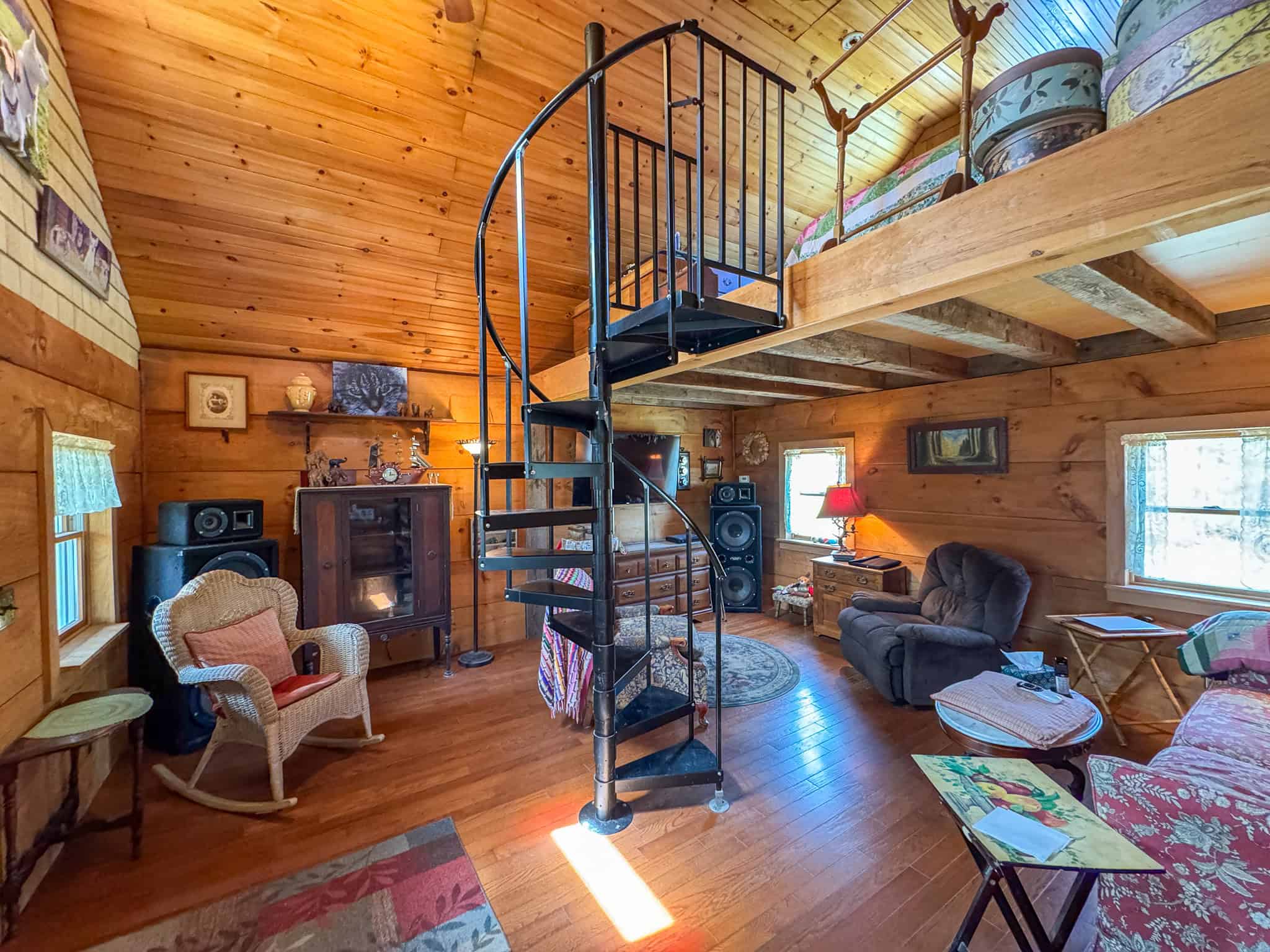Bungalow Style Home with 53 Acres – Kingman, Maine