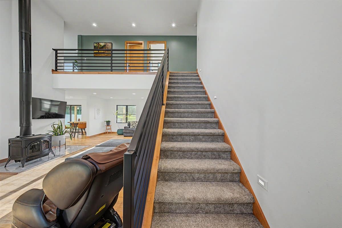 Luxury rural living in the heart of Wisconsin’s scenic Coulee Region