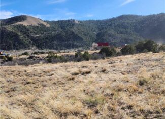 Colorado Mountain Building Lot In Salida Well and Electric