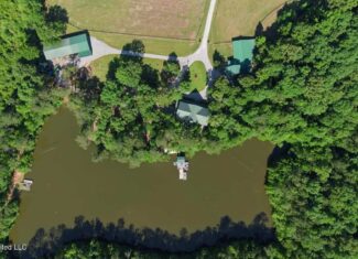 Luxury Estate on 98 Acres in Camden, AL