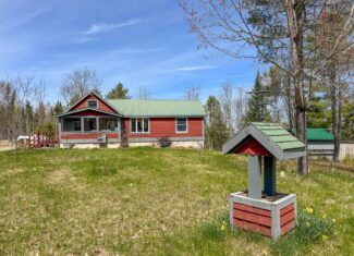 Bungalow Style Home with 53 Acres – Kingman, Maine