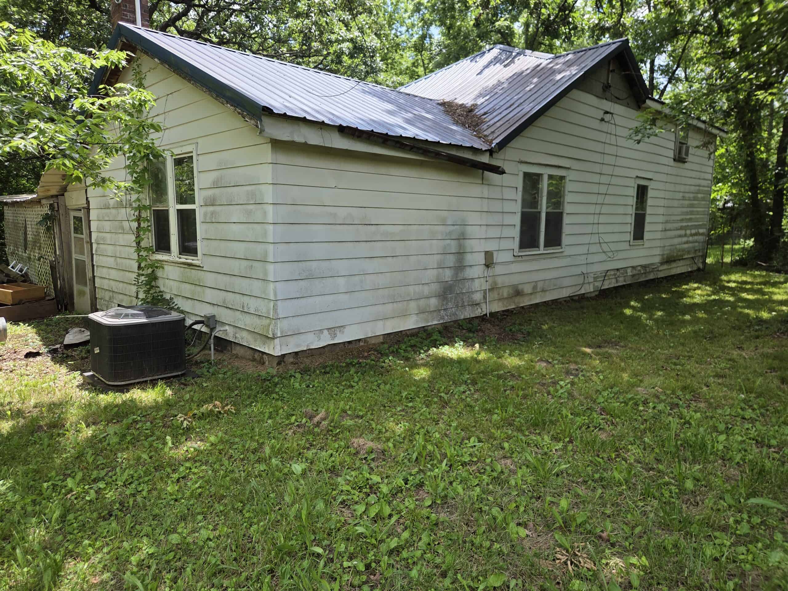 1023  Northeast 40th Road  Lamar, MO 64759