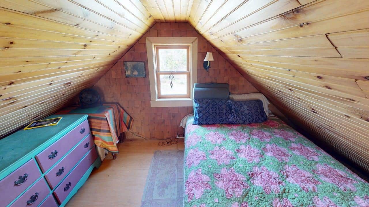 Bungalow Style Home with 53 Acres – Kingman, Maine