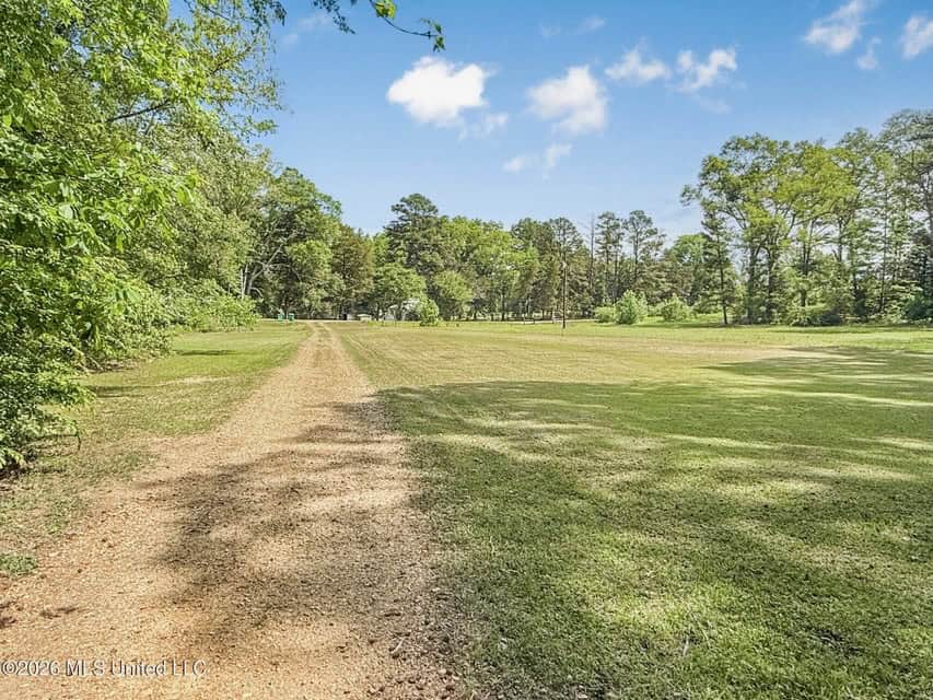 Home and Mobile Home for Sale on 25 Acres in Hinds County