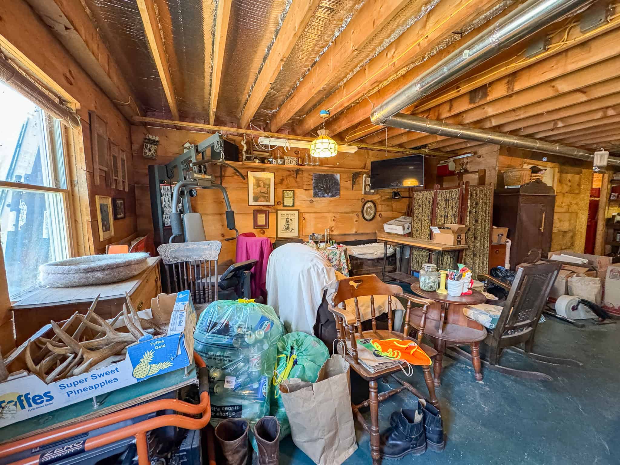 Bungalow Style Home with 53 Acres – Kingman, Maine