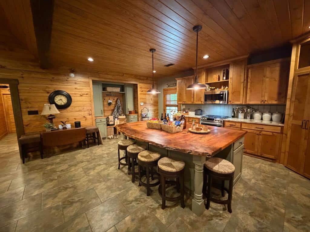Hunting land with a Camp on Saline Lake Winn Parish LA