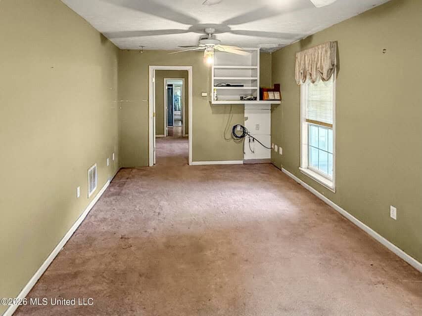 Home and Mobile Home for Sale on 25 Acres in Hinds County