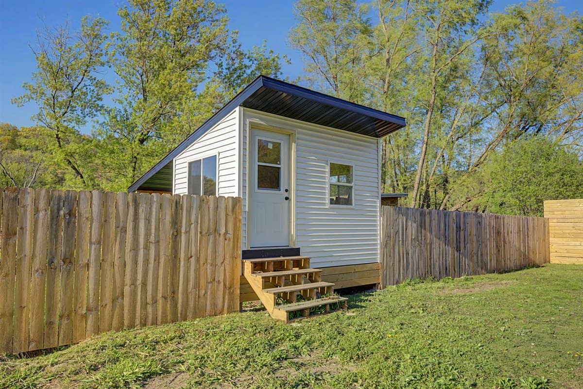 Luxury rural living in the heart of Wisconsin’s scenic Coulee Region