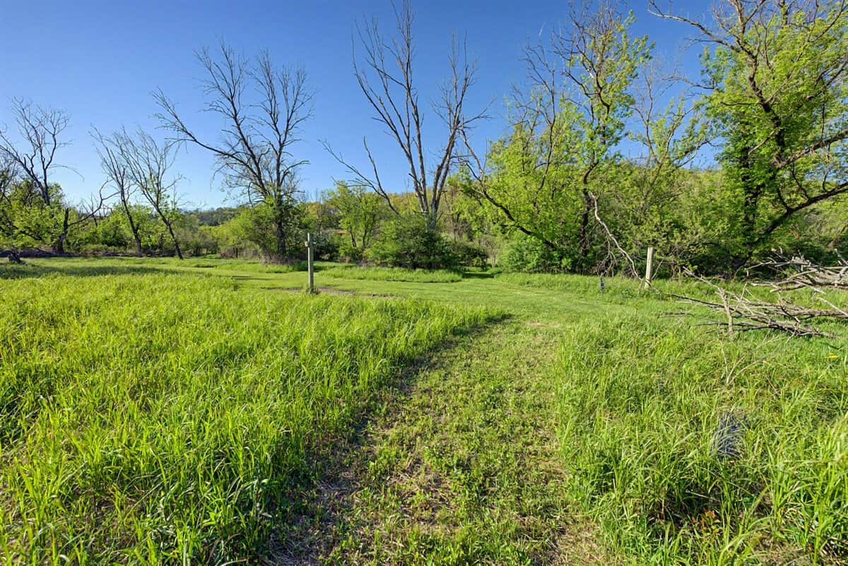 Luxury rural living in the heart of Wisconsin’s scenic Coulee Region