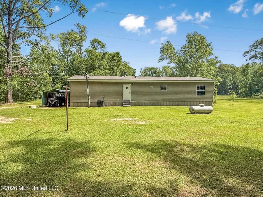 Home and Mobile Home for Sale on 25 Acres in Hinds County