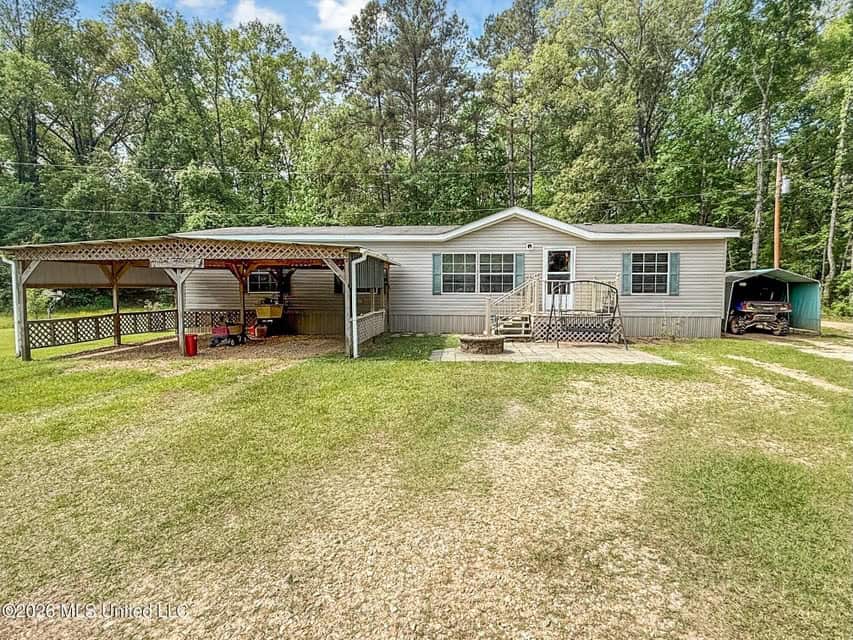 Home and Mobile Home for Sale on 25 Acres in Hinds County