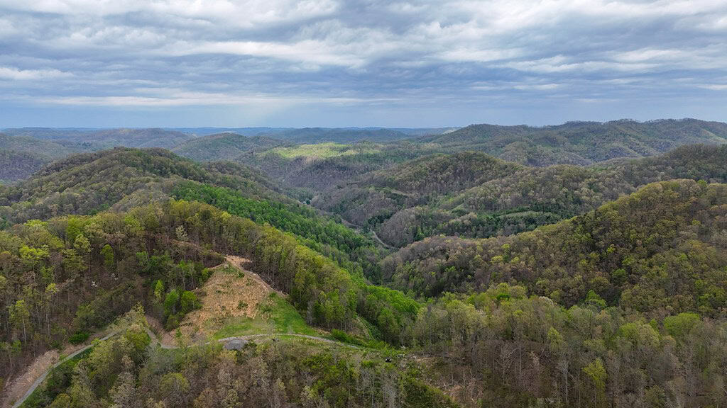 1,200-Acre Tazewell Mountain Legacy: The Dry Fork Estate