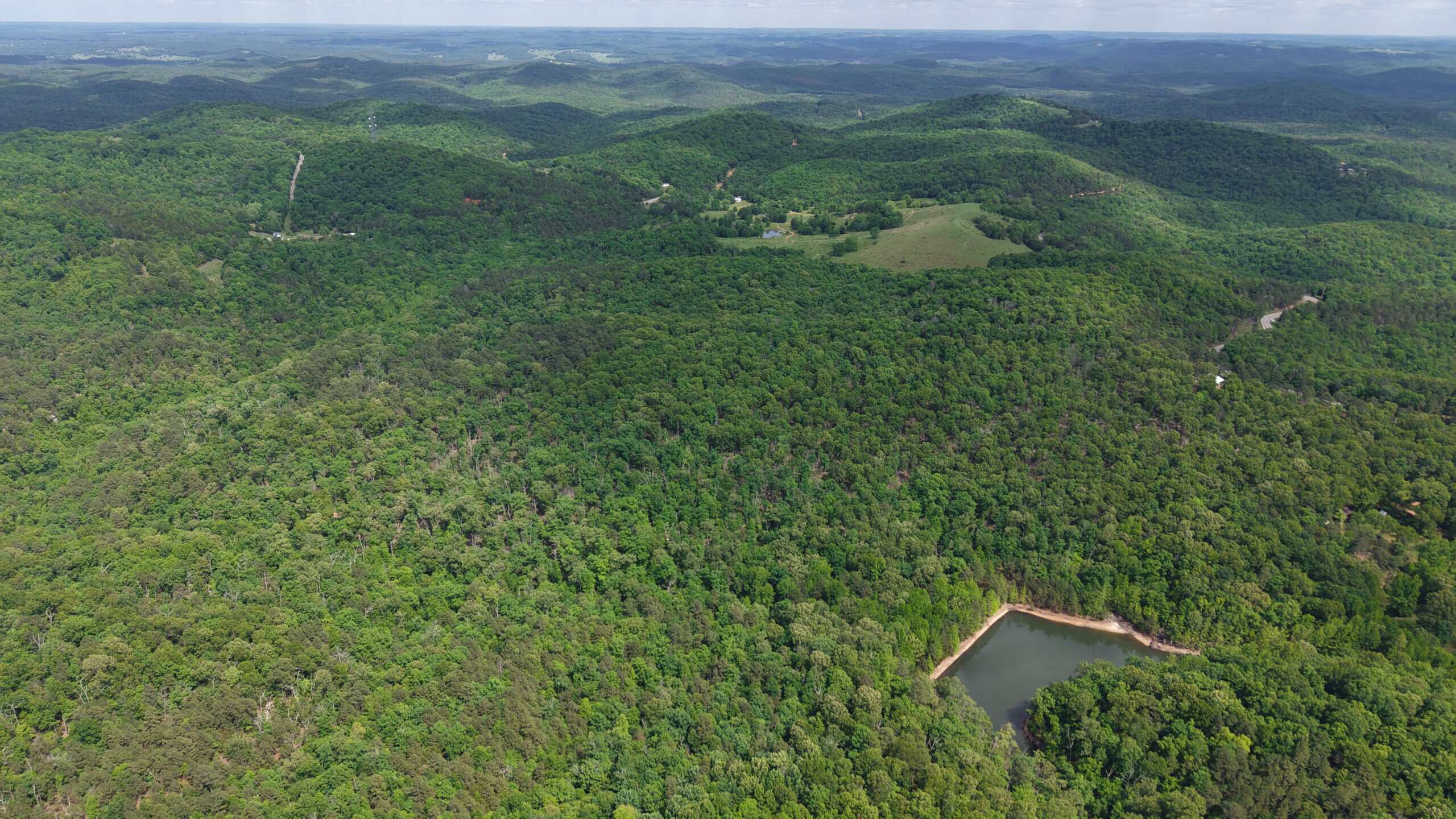 HOME AND LARGE ACREAGE FOR SALE IN NORTH CENTRAL ARKANSAS