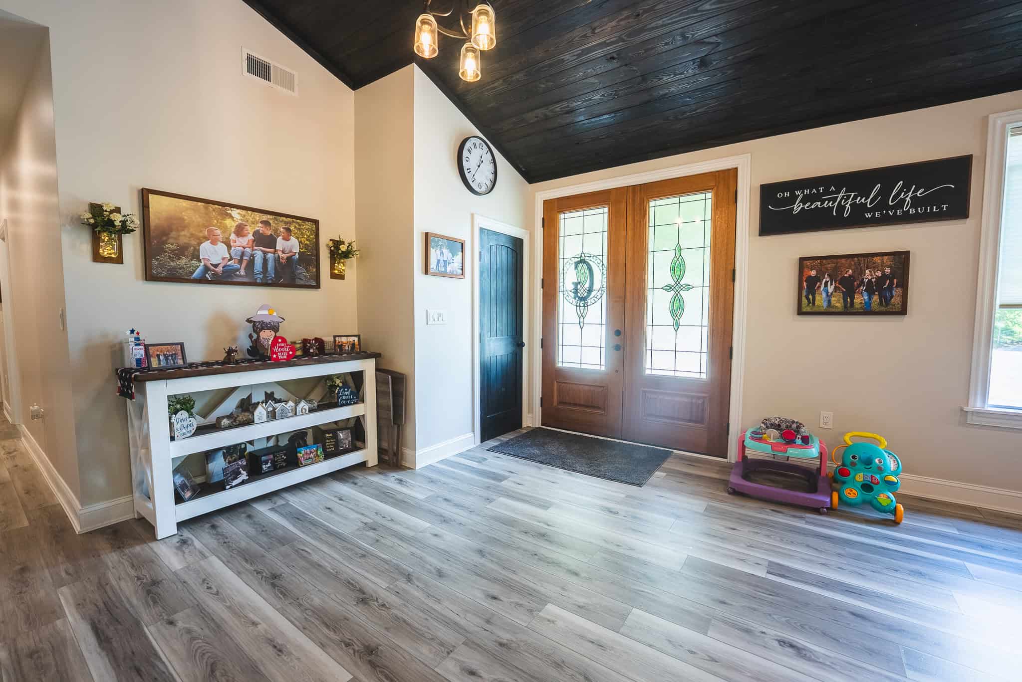 Three Bedrooms? Try Seven Rooms of Unlimited Potential. East TN-Claiborne County Hunting Lodge