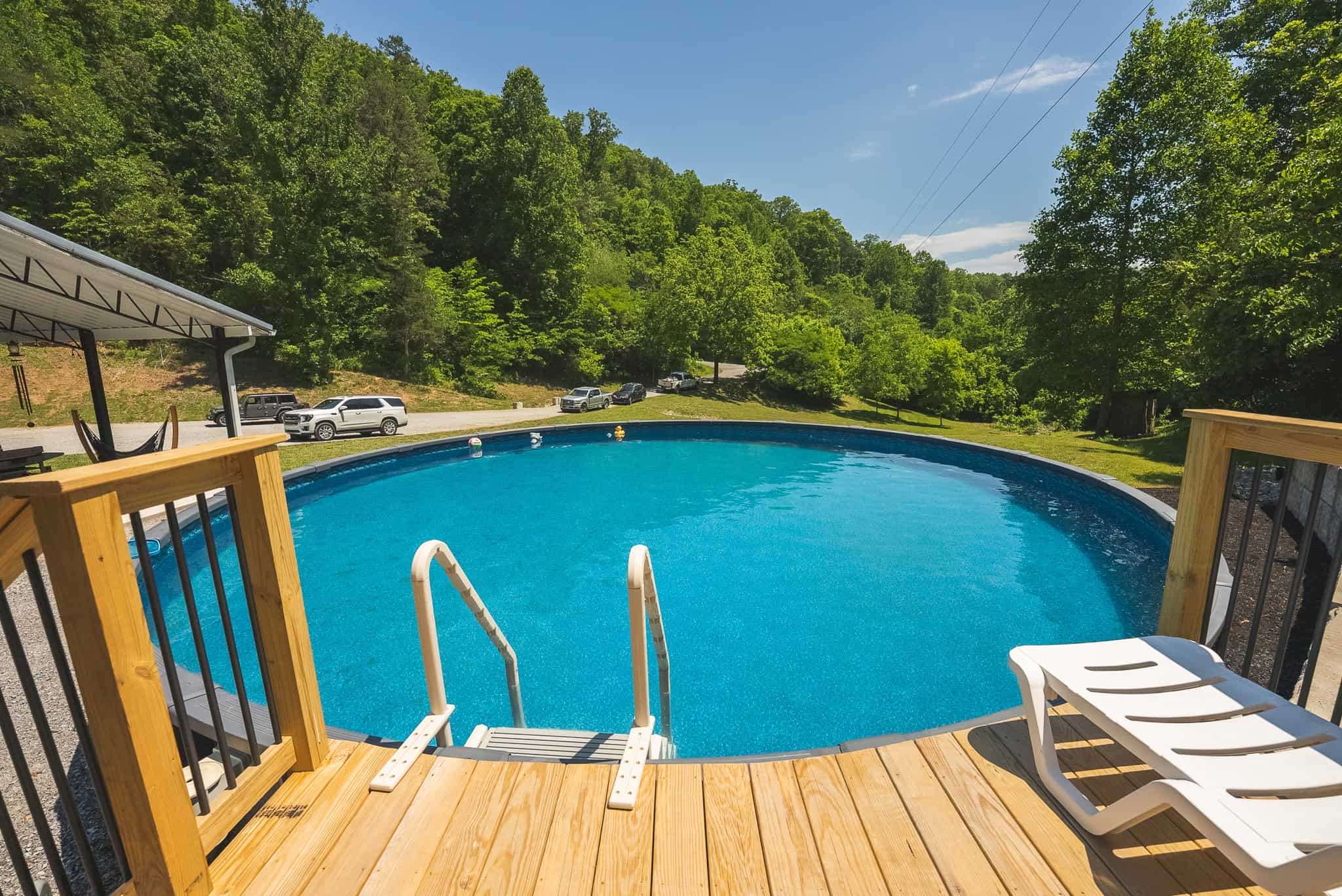 Three Bedrooms? Try Seven Rooms of Unlimited Potential. East TN-Claiborne County Hunting Lodge