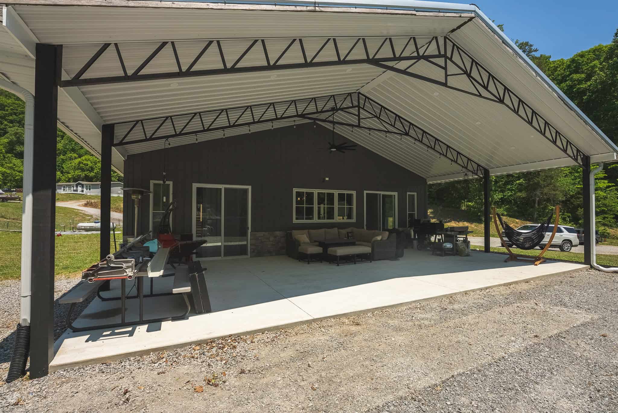 Three Bedrooms? Try Seven Rooms of Unlimited Potential. East TN-Claiborne County Hunting Lodge