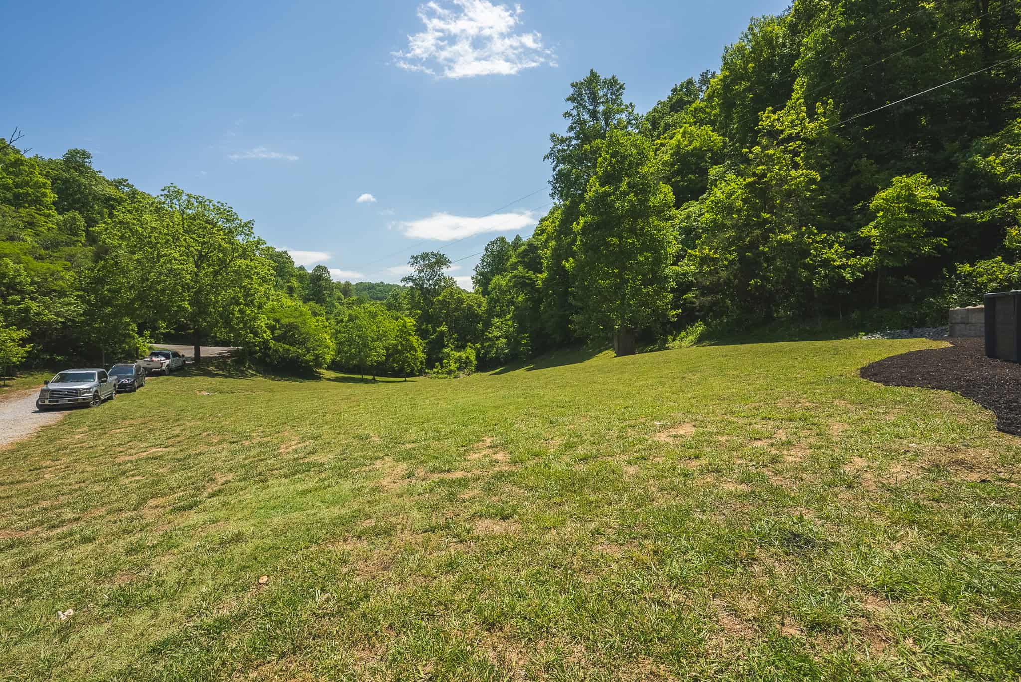 Three Bedrooms? Try Seven Rooms of Unlimited Potential. East TN-Claiborne County Hunting Lodge