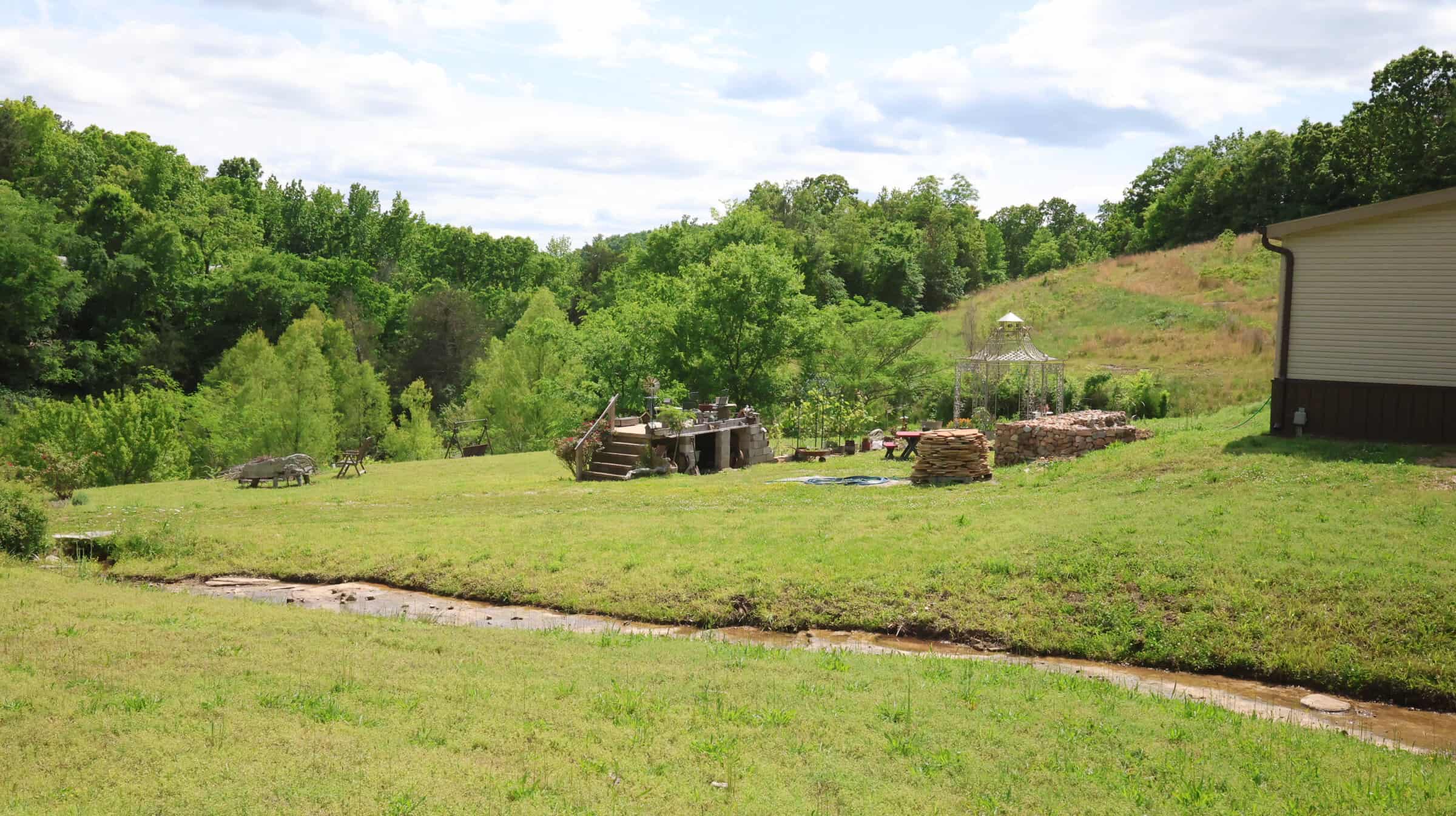 HOME AND LARGE ACREAGE FOR SALE IN NORTH CENTRAL ARKANSAS