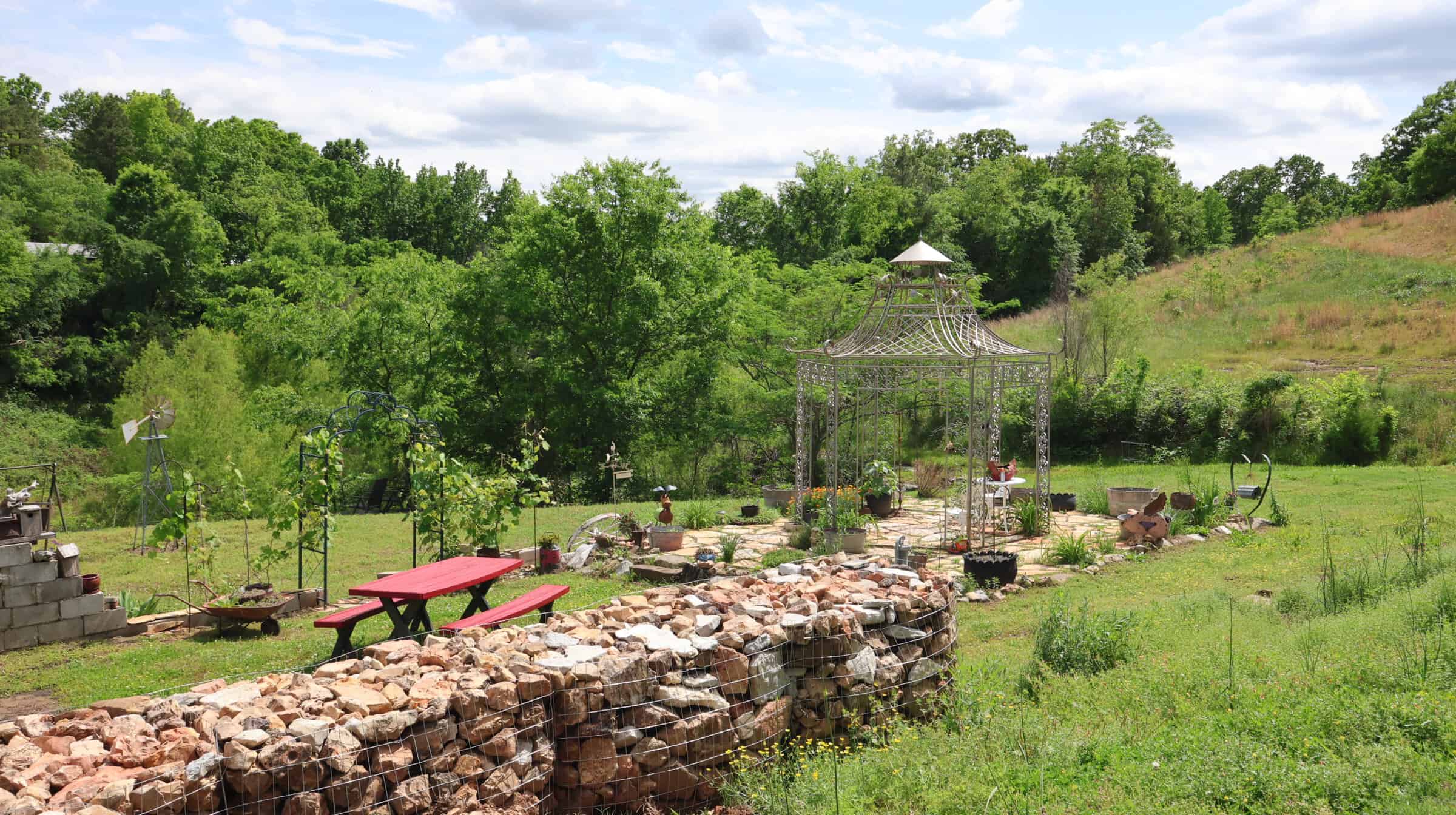 HOME AND LARGE ACREAGE FOR SALE IN NORTH CENTRAL ARKANSAS