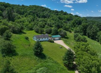 Scenic Country Home & Trophy Whitetail Retreat Near Wildcat Mountain State Park – 21.78 Acres in Vernon County, Wisconsin
