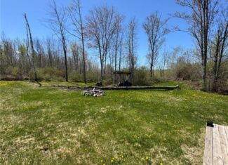 Hunting Base Camp on 40 acres in Kettle River, Minnesota