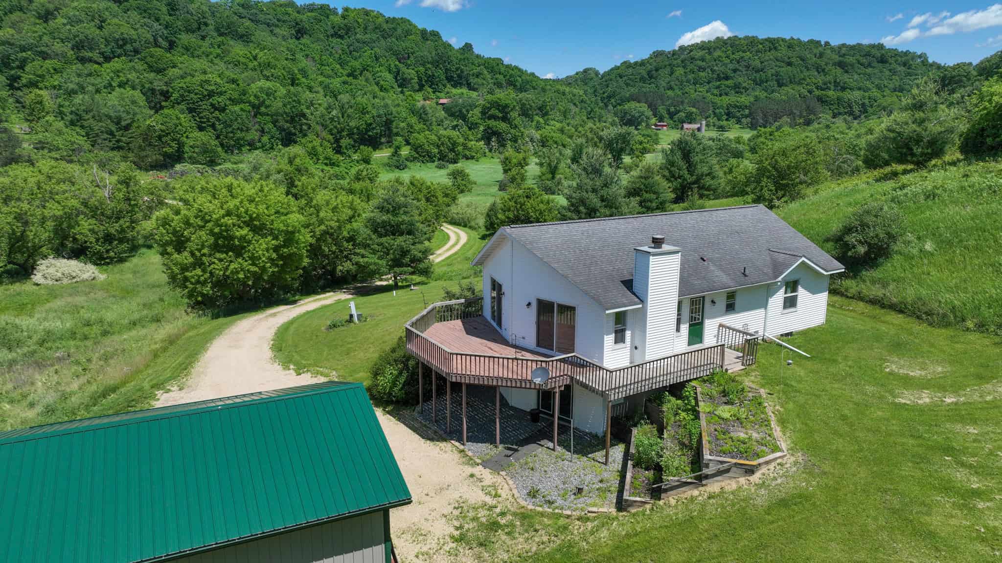 Scenic Country Home & Trophy Whitetail Retreat Near Wildcat Mountain State Park – 21.78 Acres in Vernon County, Wisconsin