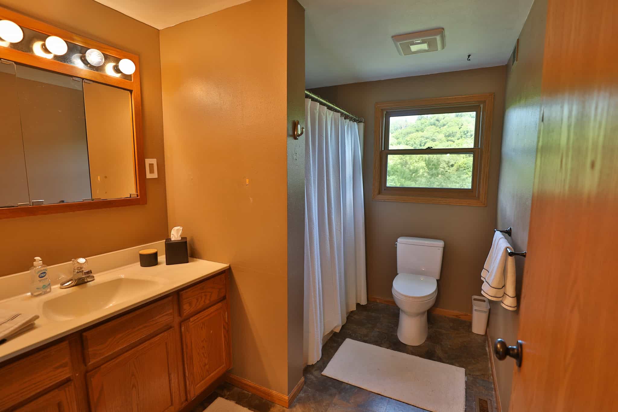 Scenic Country Home & Trophy Whitetail Retreat Near Wildcat Mountain State Park – 21.78 Acres in Vernon County, Wisconsin
